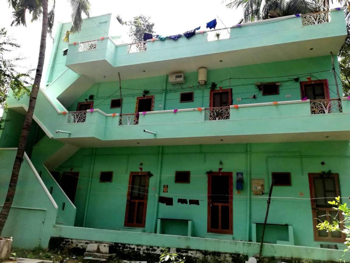Sri Shankaraa Guest House Tiruvannāmalai Eksteriør bilde