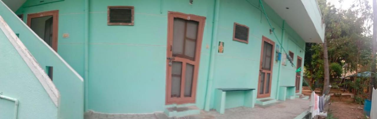 Sri Shankaraa Guest House Tiruvannāmalai Eksteriør bilde